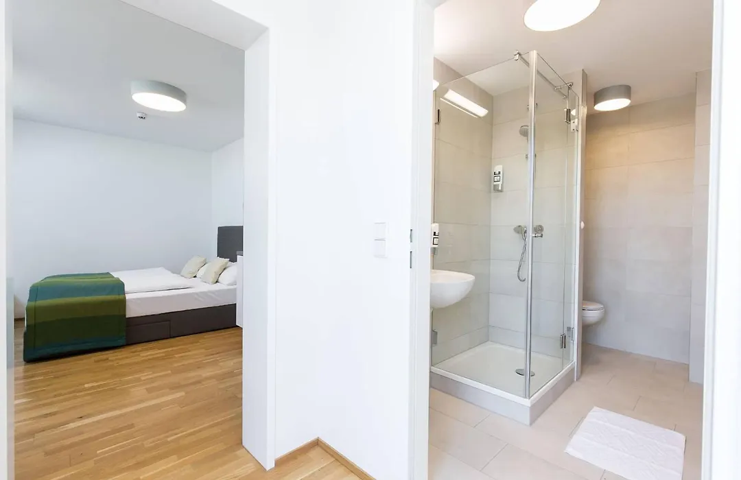 Smart Apart Living - Wien Hauptbahnhof - self check-in-1